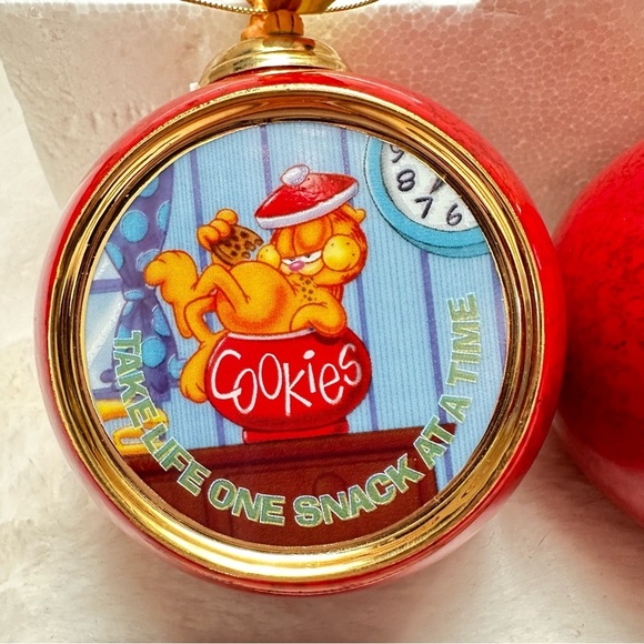 Vintage Bradford Exchange Garfield Heirloom Porcelain Ornament Collection - Picture 7 of 8